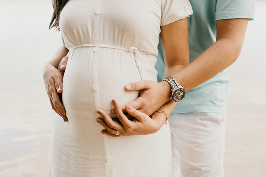 Wie bringst Du Dein Baby dazu, sich in Deinem Bauch zu bewegen?